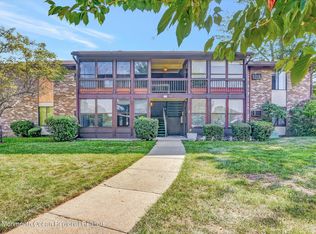 113 Amberly Dr UNIT C, Manalapan, NJ 07726