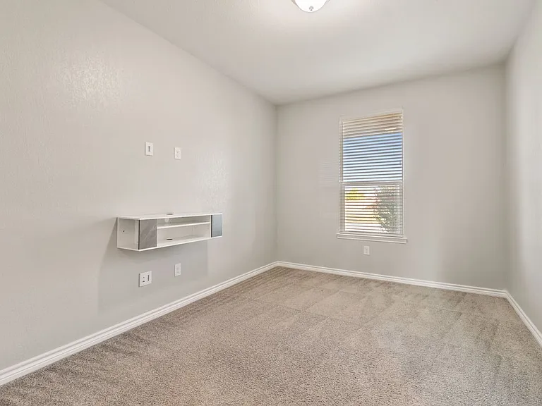 8326 Belgard Cv — Photo 7
