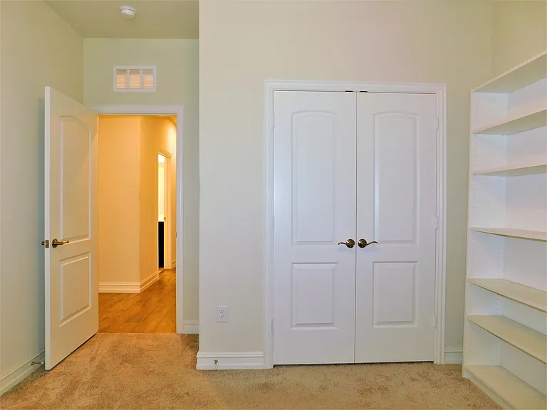1321 Millican Ln — Photo 27