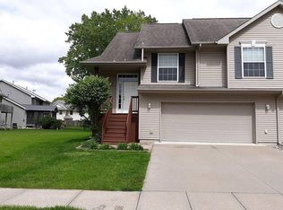 2541 Catskill Ct, Iowa City, IA 52245