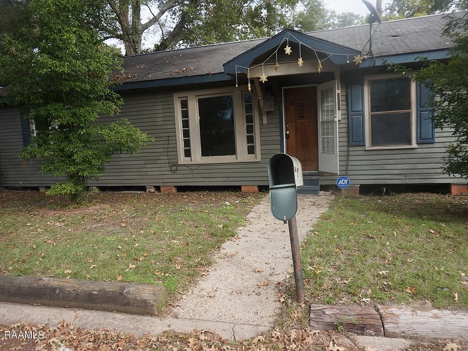 1st image of 1807 Parkview Dr