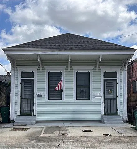 217 Lavoisier St Photo 1