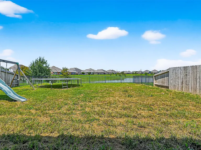 5307 Rue Dela Croix Dr — Photo 43