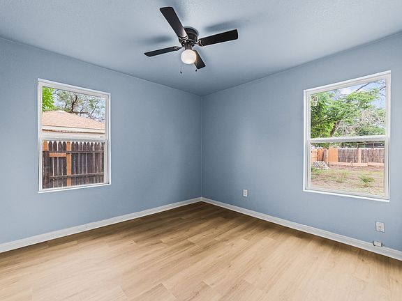 4th image of 2617 35th St