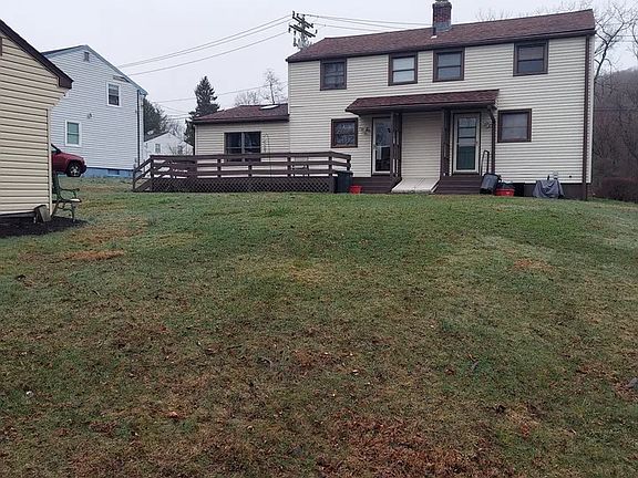 4th image of 40 Lakeview Ter