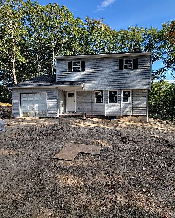 1st image of 3 Woodrow Ln