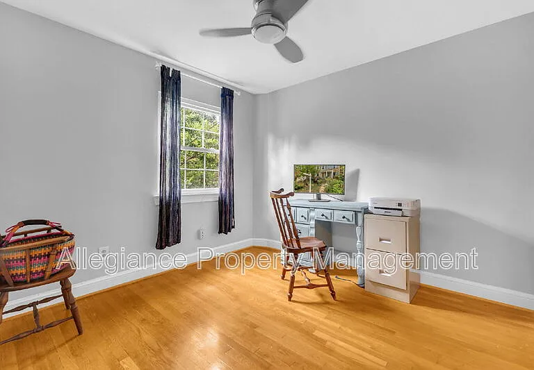 525 E Alexandria Ave — Photo 7