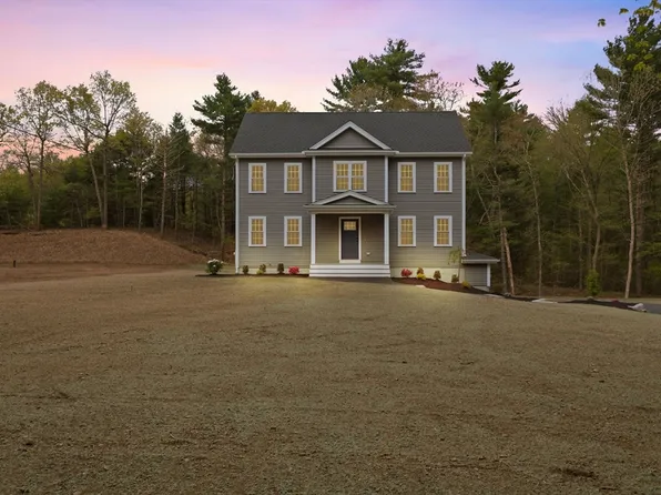 88 Howland Rd, Lakeville, MA 02347