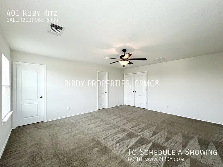 401 Ruby Ritz — Photo 25
