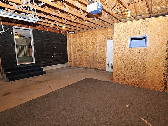 2nd image of 2980 N State Road 157