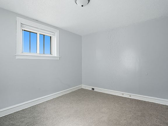 4th image of 1806 W Champlost St #104