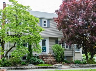 20 Perry Rd, Quincy, MA 02170