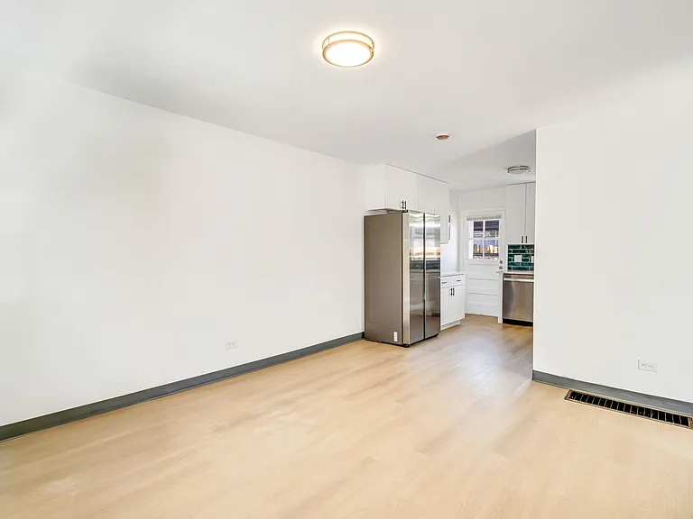 4851 W 11th Ave — Photo 16