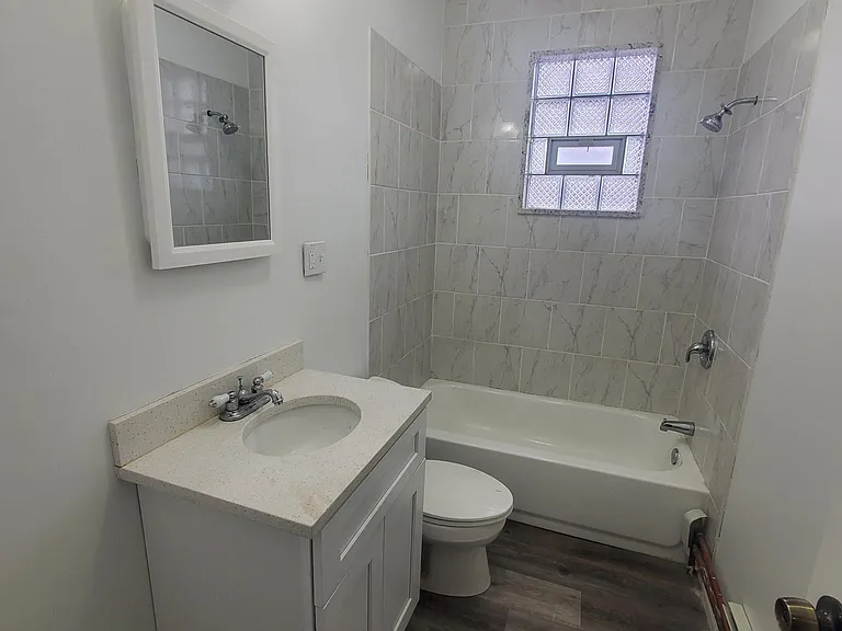 1336 S Cicero Ave #3F — Photo 4