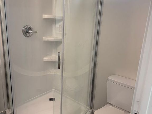 3rd image of 9204 Vena Ave