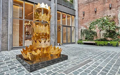 Sold by Nest Seekers International