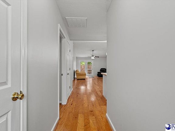 3rd image of 3135 Combray Cir