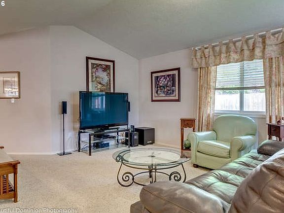2nd image of 9810 NE 61st Ct