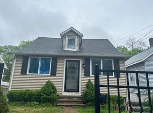 314 Spring St, Meriden, CT 06451
