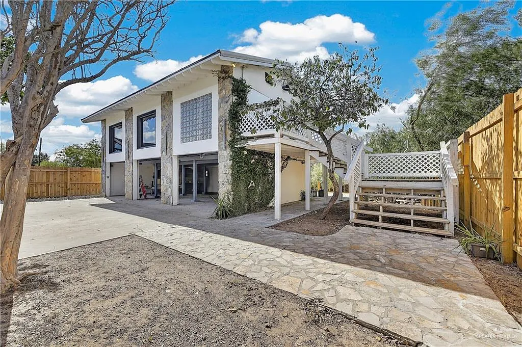1 bed, 1.0 bath, 800 sqft, $1,450 — Photo 2