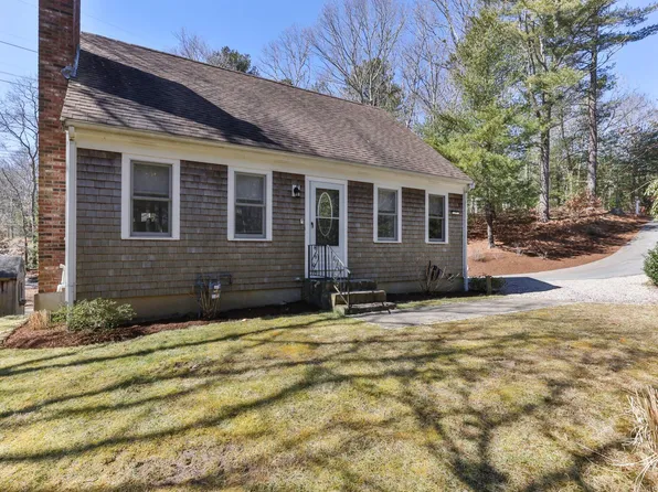 8 Palmer Road, East Sandwich, MA 02537