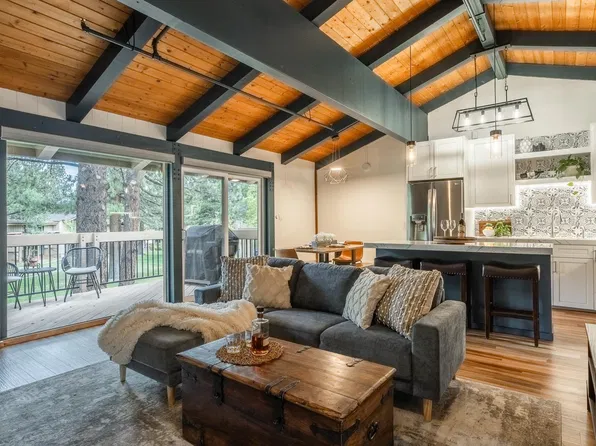 3252 Chateau Rd #43, Mammoth Lakes, CA 93546