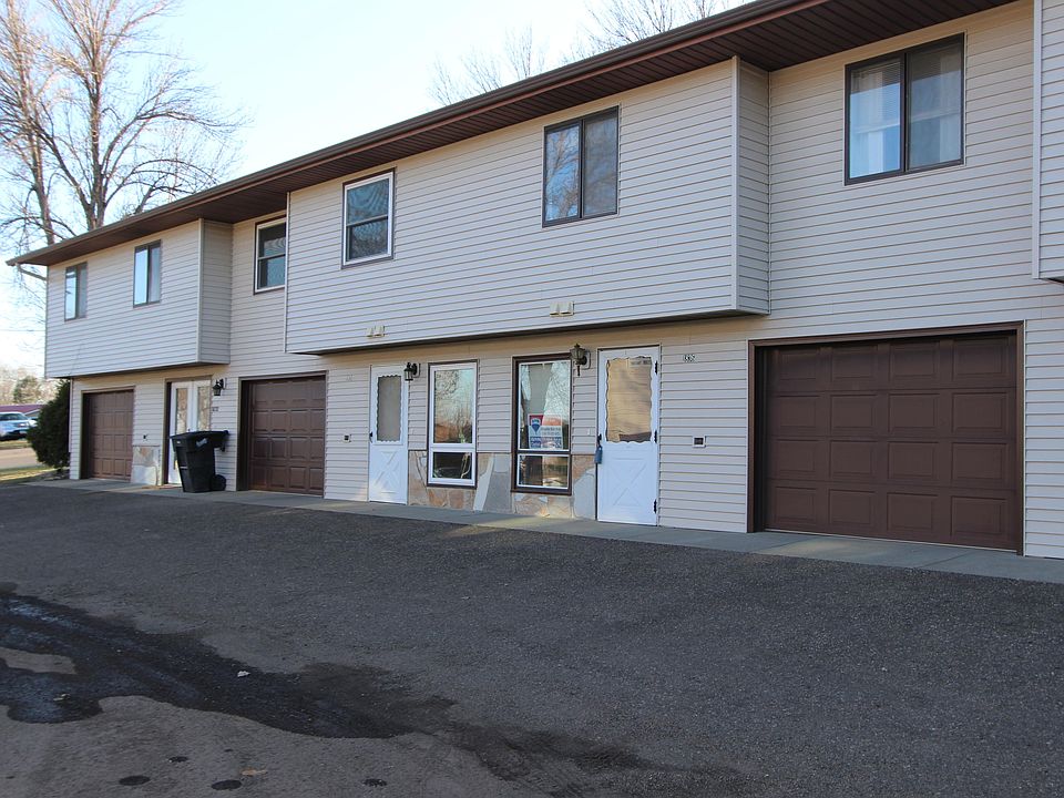 2nd image of 1836 E Divide Ave