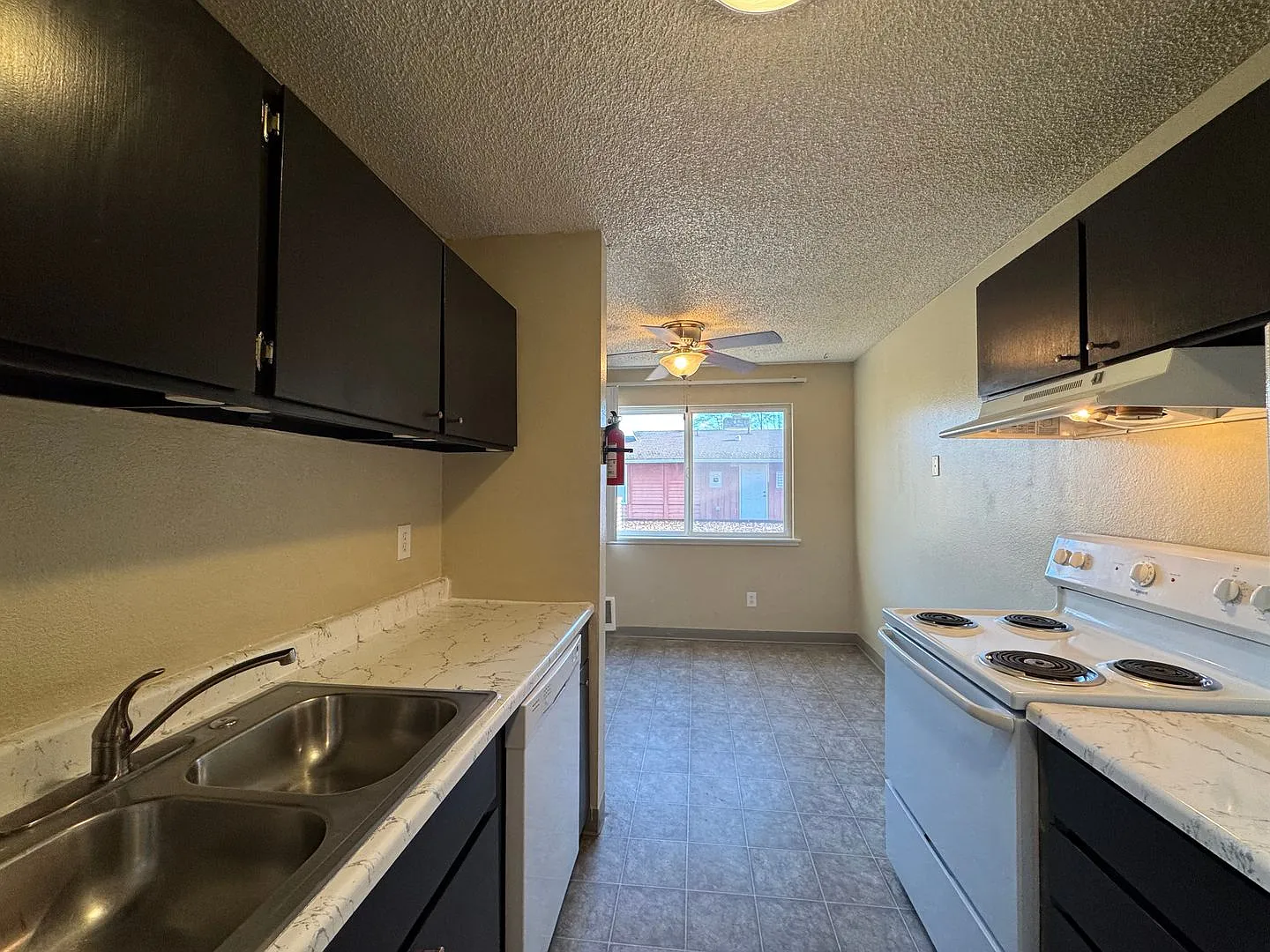 Outrigger Apartments 6102 — Photo 4