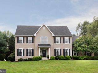 34 Angelica Dr, Avondale, PA 19311