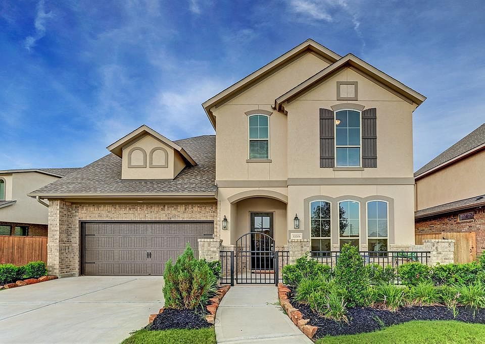 1st image of 12010 Rosmarino Ct
