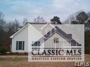 1131 Ridgefield Dr, Bishop, GA 30627