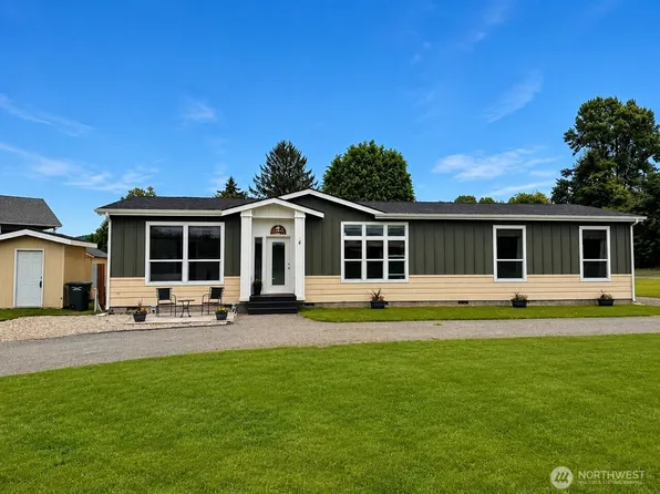4 Nature Loop, Cathlamet, WA 98612