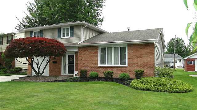 1st image of 236 Cottonwood Dr