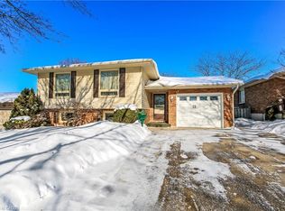 13 Churchill Cir, Norfolk County, ON N3Y 4Z4