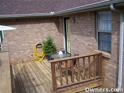 Second deck off of master bedroom