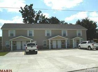 684 E College St, Troy, MO 63379