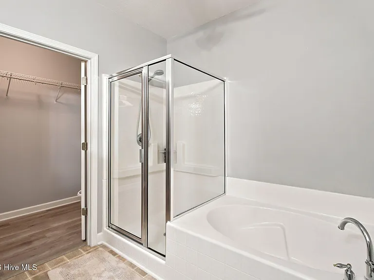 240 Woodlands Way #17 — Photo 24
