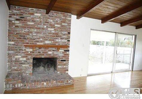 3rd image of 25212 Atwood Blvd