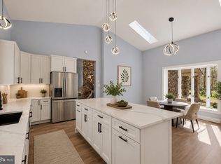 7621 River Rd, Fredericksburg, VA 22407