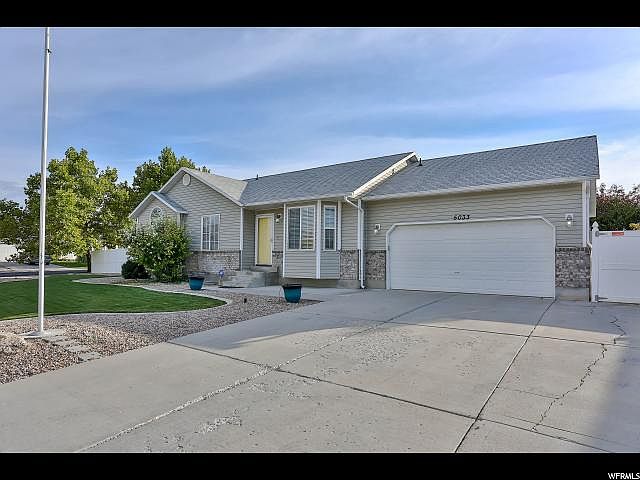 1st image of 5033 W Ghost Hill Dr