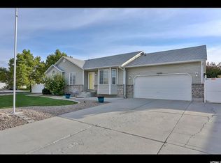 5033 W Ghost Hill Dr, West Jordan, UT 84081