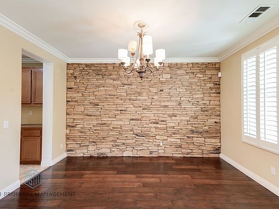 3rd image of 7852 Sorrel Ln