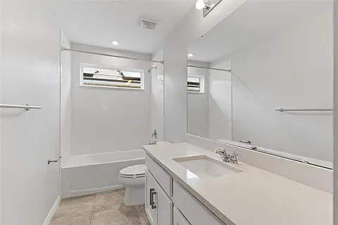 16747 Olive Hill Dr — Photo 12