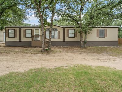 345 Briar Oaks Ln, Azle, TX, 76020
