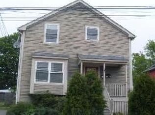 97 Byfield St, Providence, RI 02905