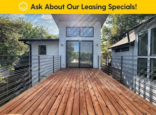 203 Broadway St #2, Austin, TX 78702