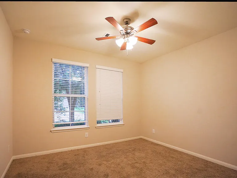 3303 Windsor Ranch Ln — Photo 3