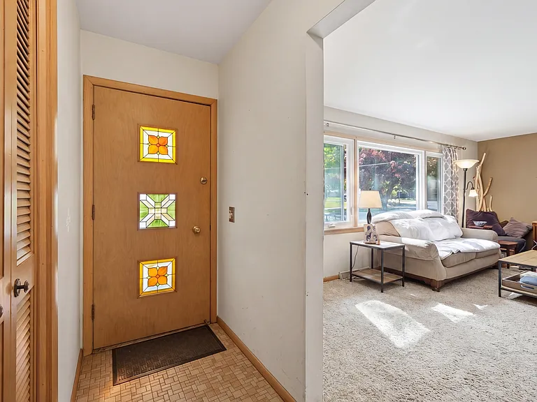 Entryway and living room, 5122 Marathon Drive