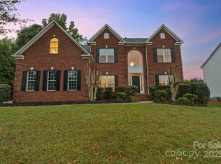 3213 Strawberry Rd, Matthews, NC 28104