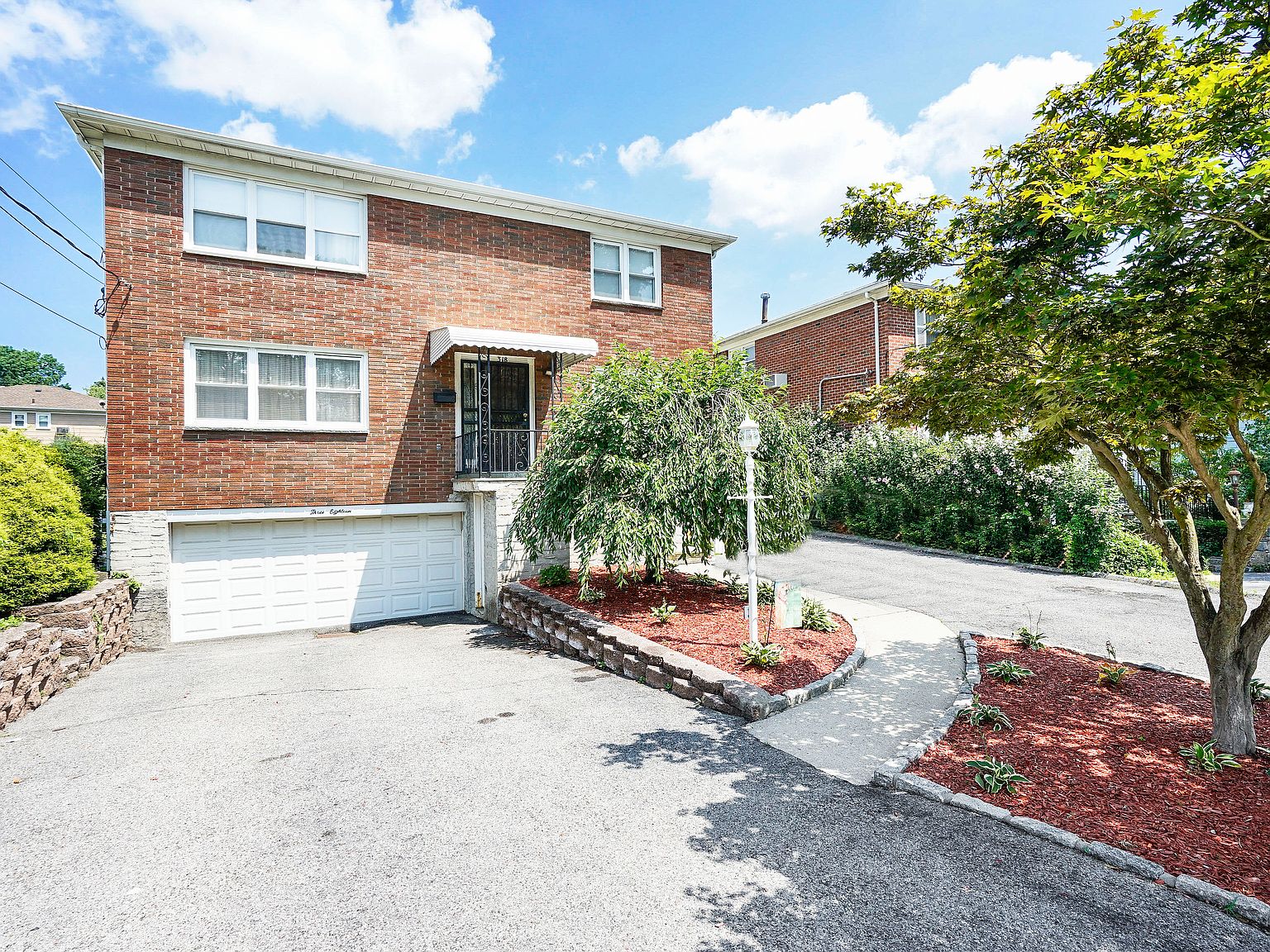 318 Mile Square Rd, Yonkers, NY 10701 Zillow